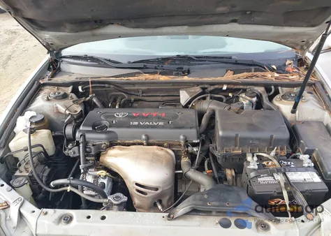 2003 Toyota Camry Le from USA, damaged, VIN 4T1BE32K23U760661